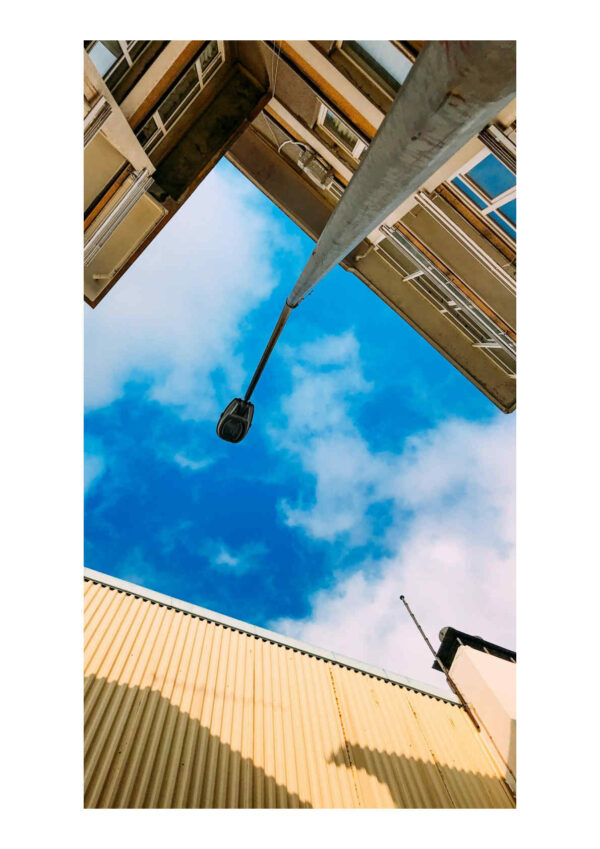 105 عامود إنارة LED