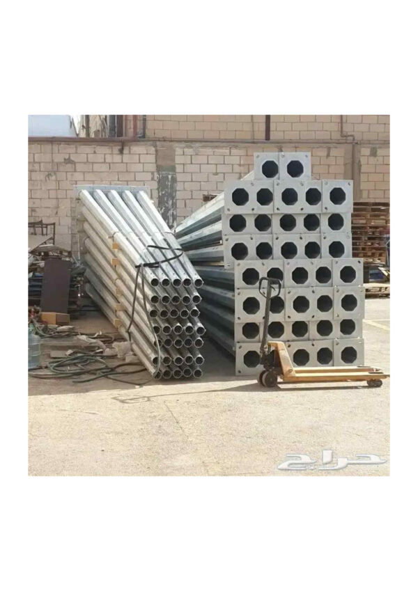 176 عامود إنارة LED